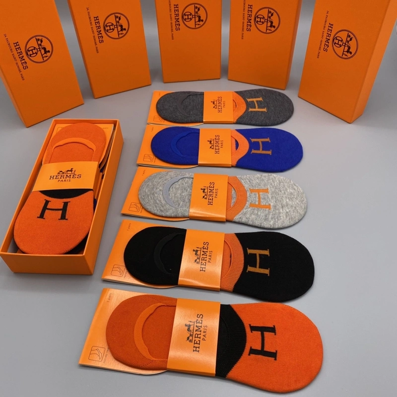 WellDesigned Hermes Socks 274175