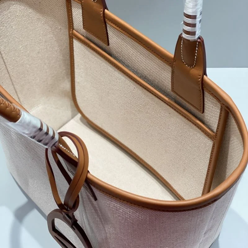 Youthful Hermes Steeple Bags 48565