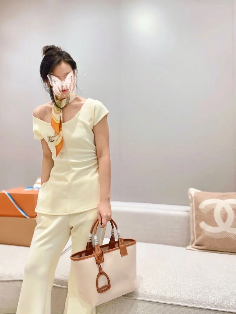Youthful Hermes Steeple Bags 48565