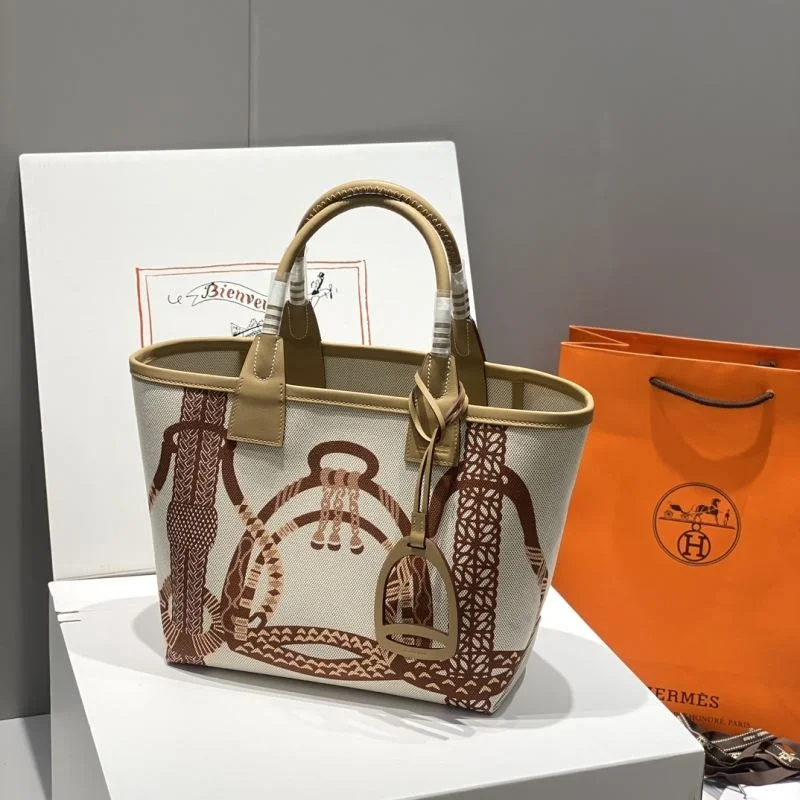 Neat Hermes Steeple Bags 48564