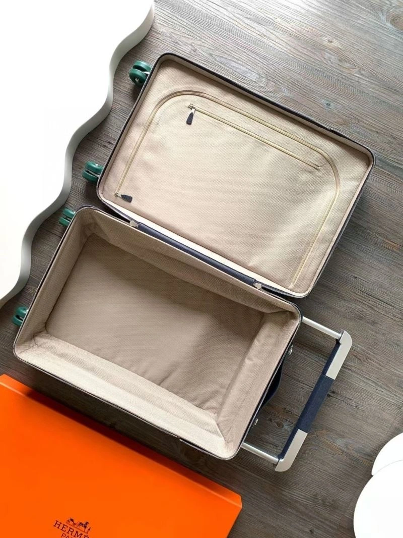 WellDesigned Hermes Suitcase 69311