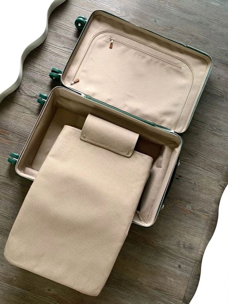 WaterResistant Hermes Suitcase 69303