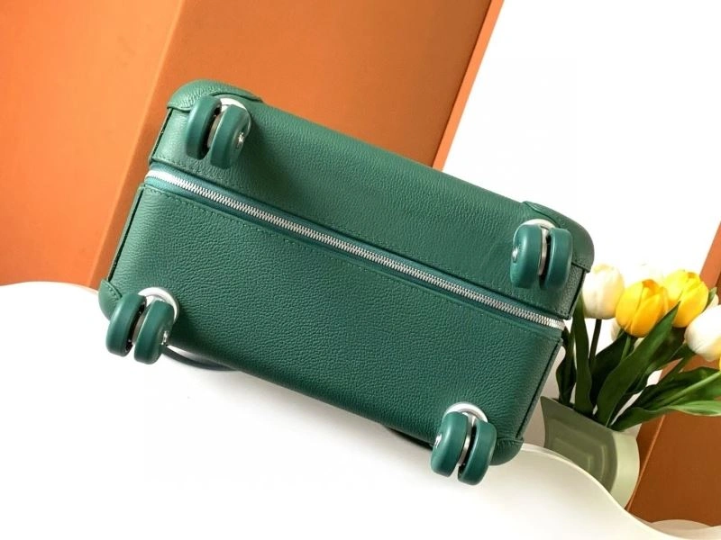 WaterResistant Hermes Suitcase 69303