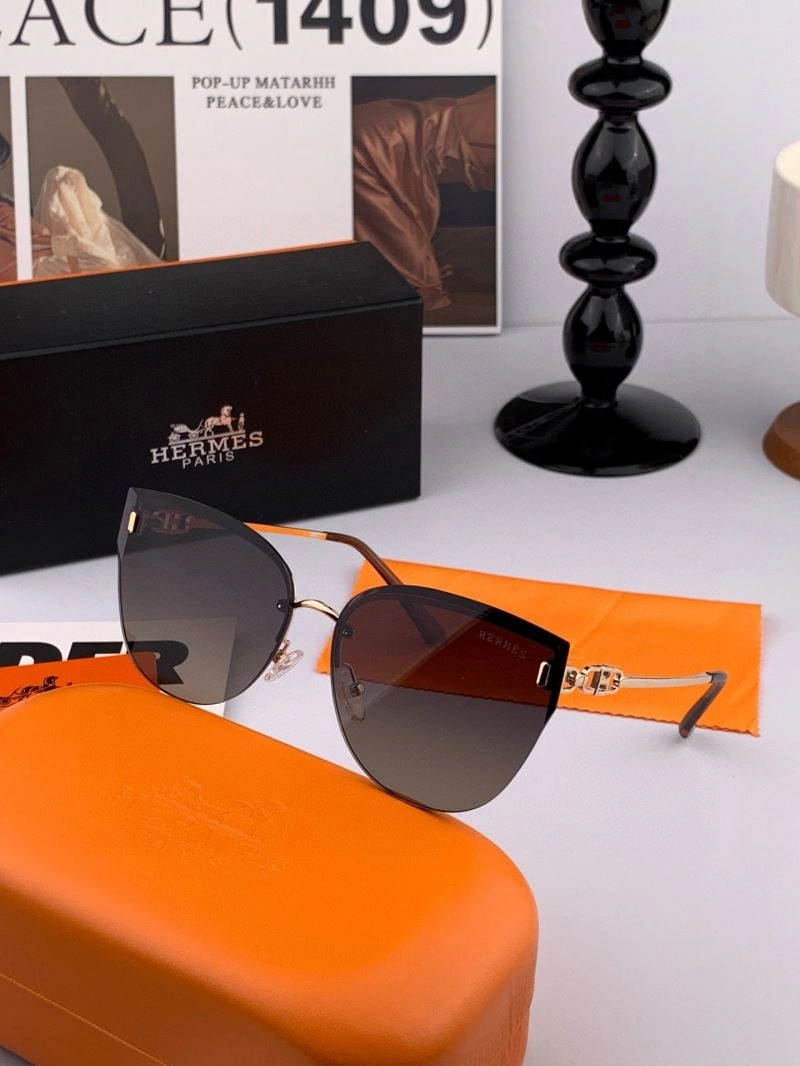 Versatile Hermes Sunglasses 280178