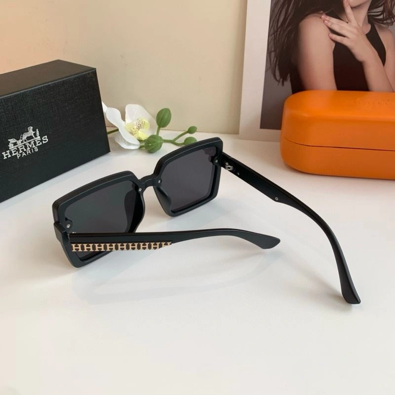 Contemporary Hermes Sunglasses 280171
