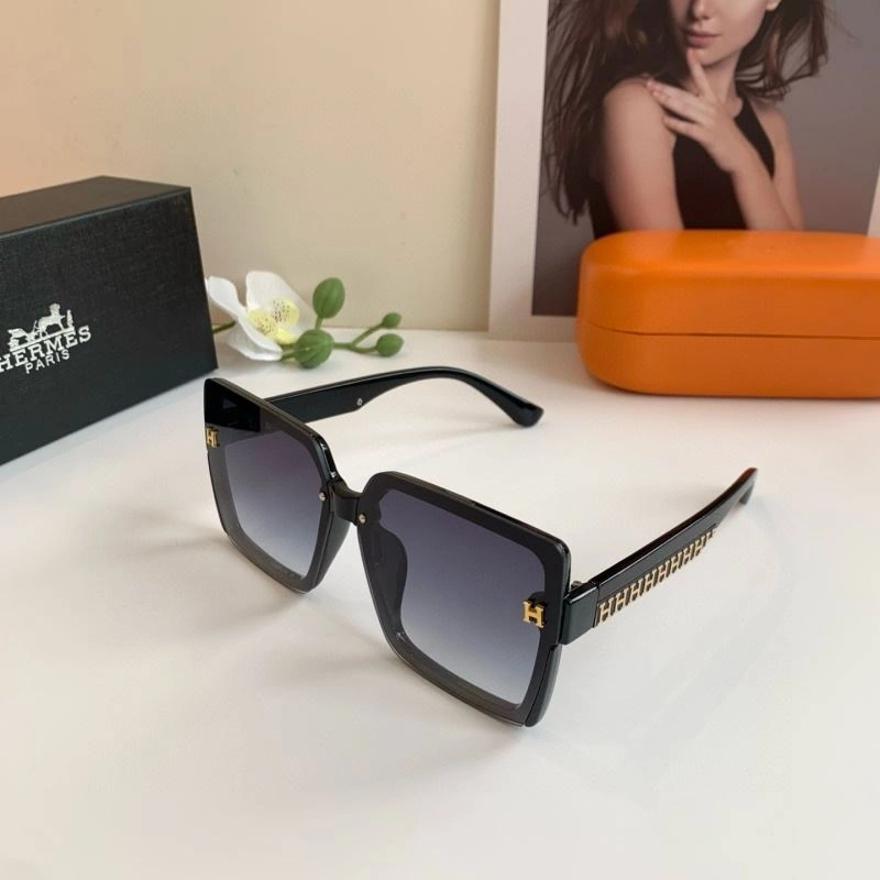 Sustainable Hermes Sunglasses 280185