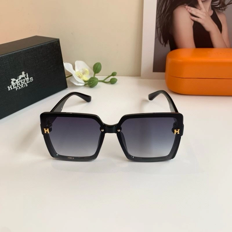 Sustainable Hermes Sunglasses 280185