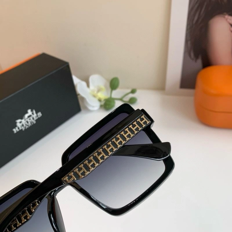 Sustainable Hermes Sunglasses 280185