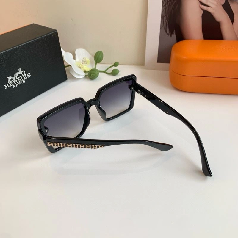 Sustainable Hermes Sunglasses 280185