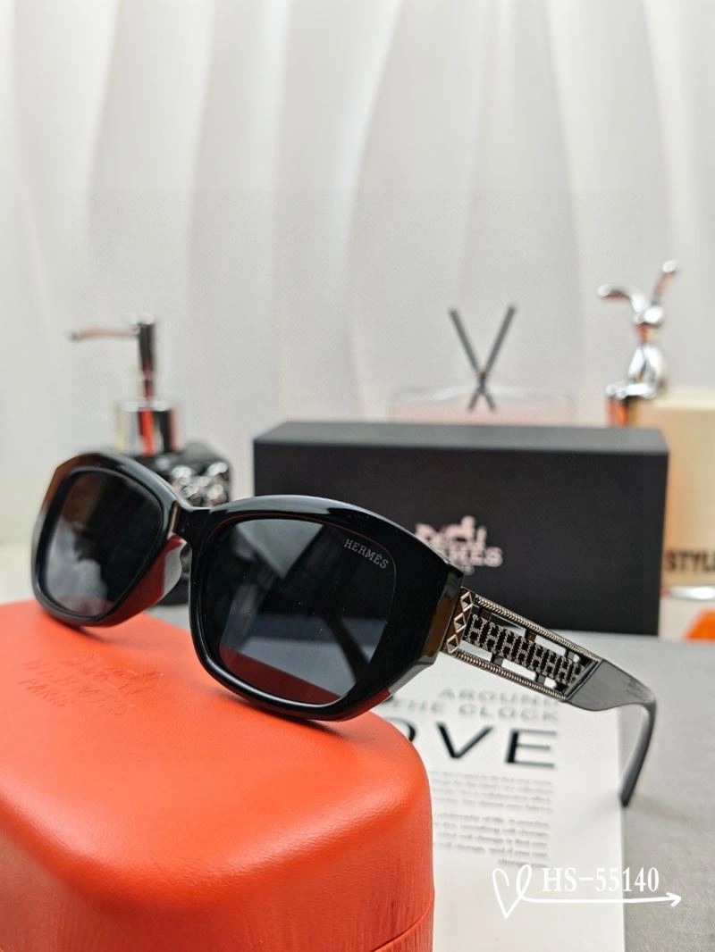 Neat Hermes Sunglasses 280160