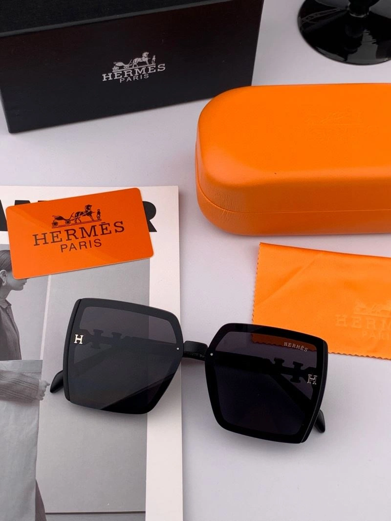 RelaxedFit Hermes Sunglasses 280207