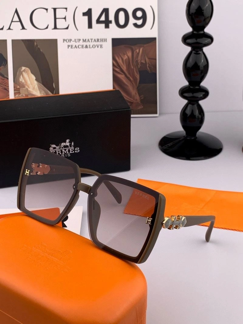 RelaxedFit Hermes Sunglasses 280207
