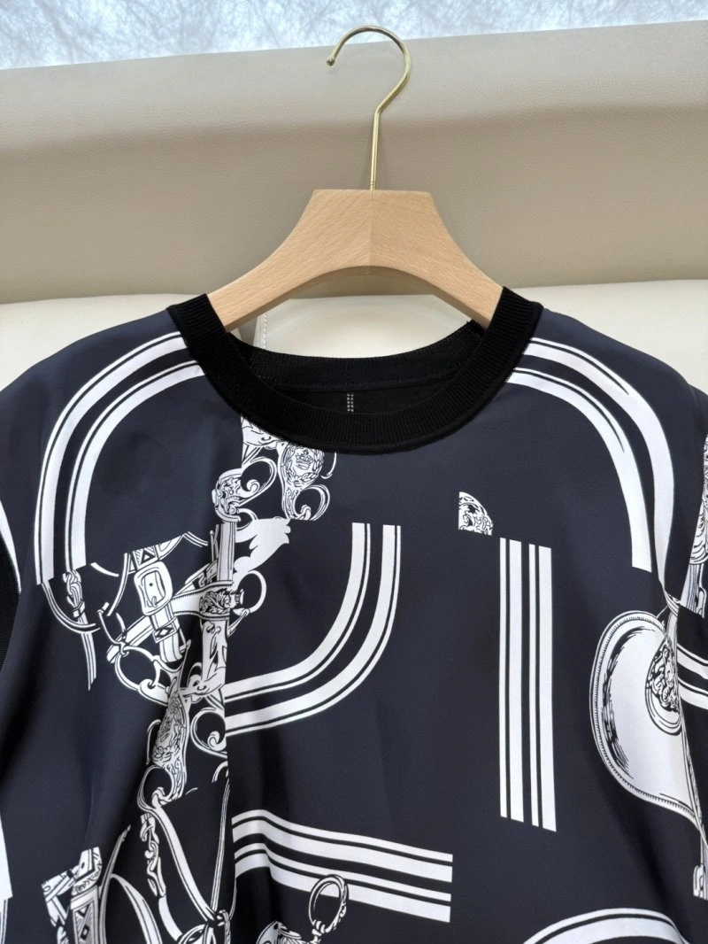 Packable Hermes Sweaters 129402