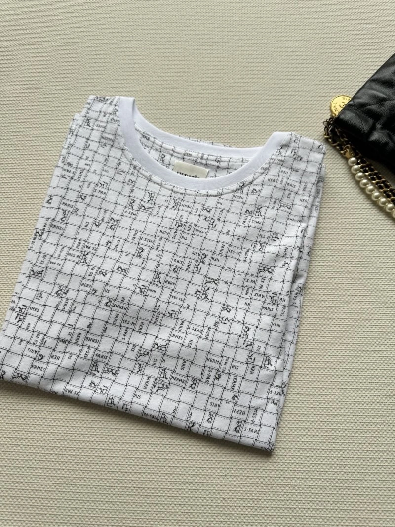 Hermes T-Shirts Sleek 129354