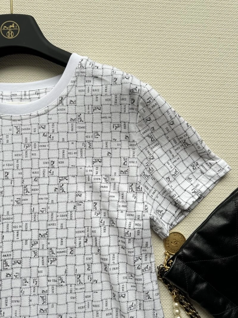 Hermes T-Shirts Sleek 129354