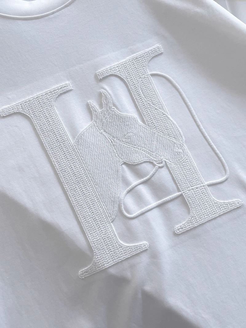 Snug Hermes T-Shirts 129945
