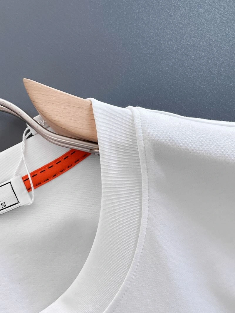 Snug Hermes T-Shirts 129945