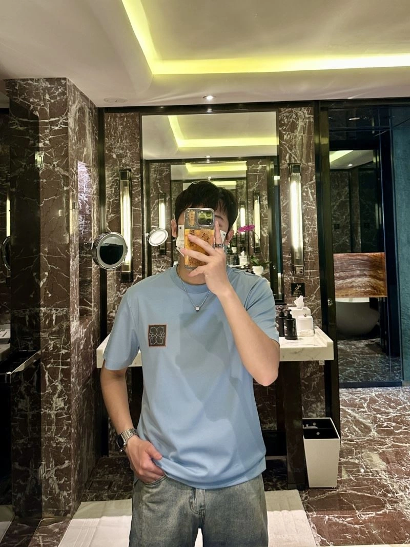Trendsetting Hermes T-Shirts 129917