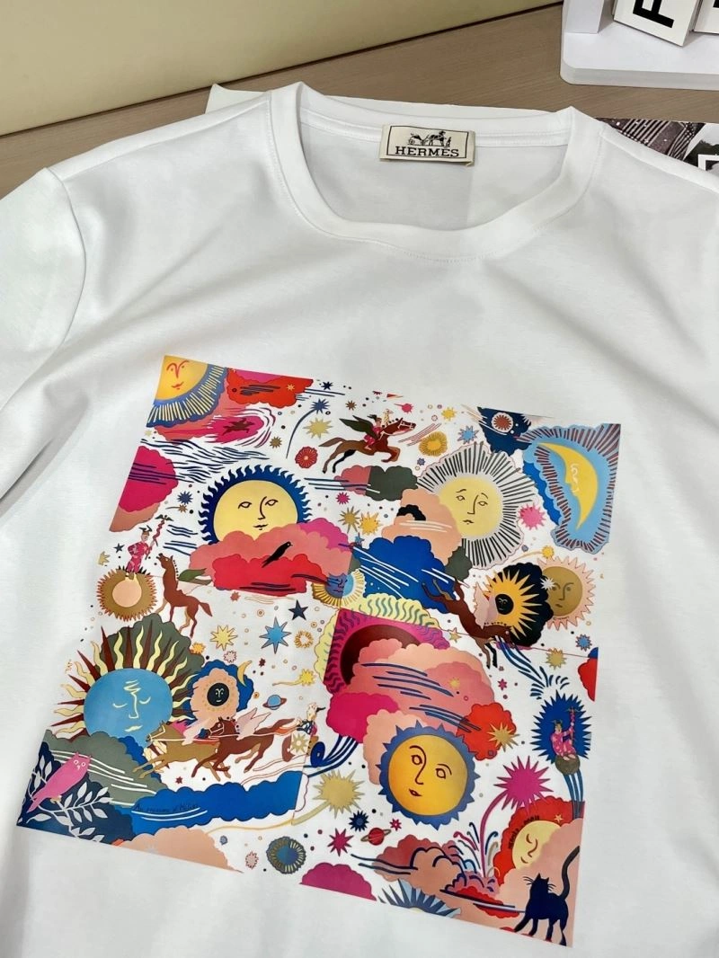 Versatile Hermes T-Shirts 129831