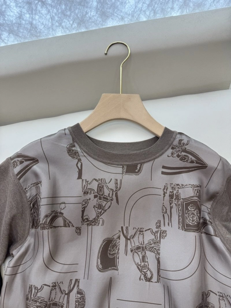 Resilient Hermes T-Shirts 129398