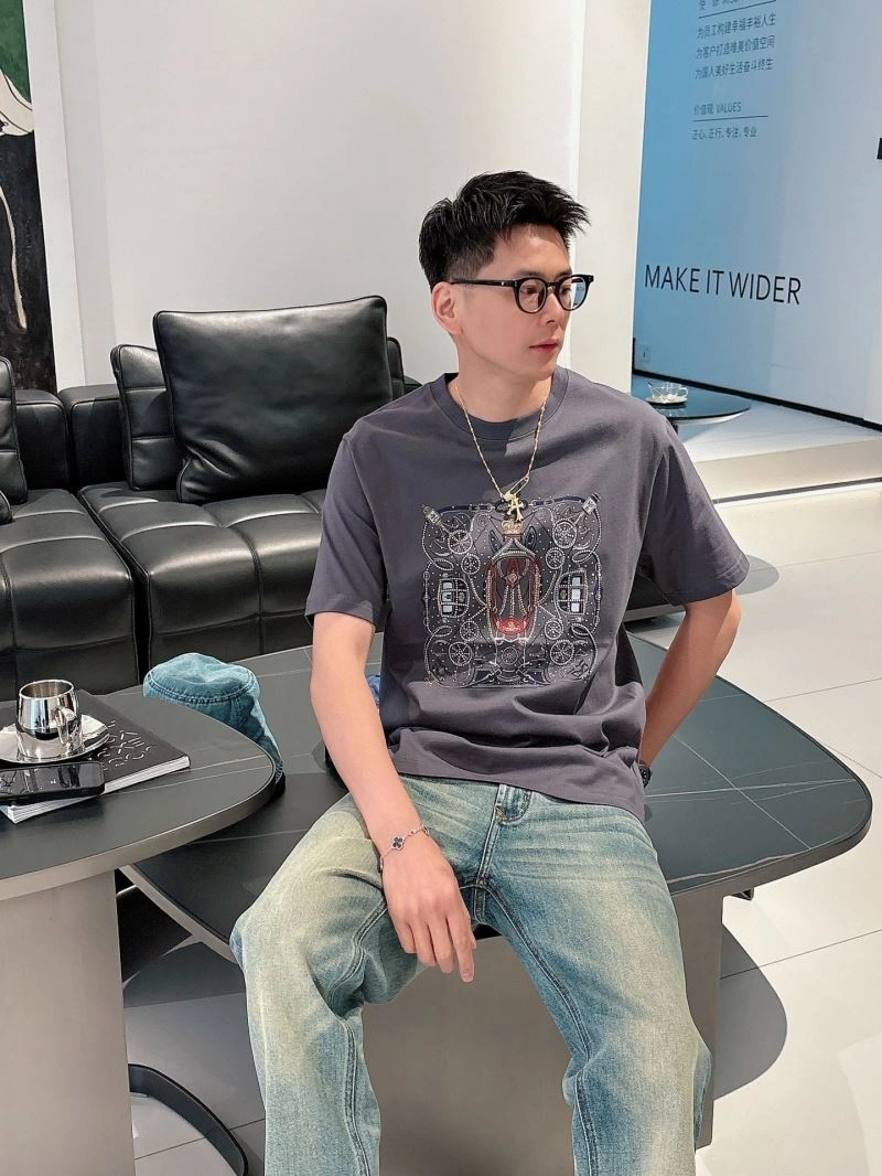 Elegant Hermes T-Shirts 129732