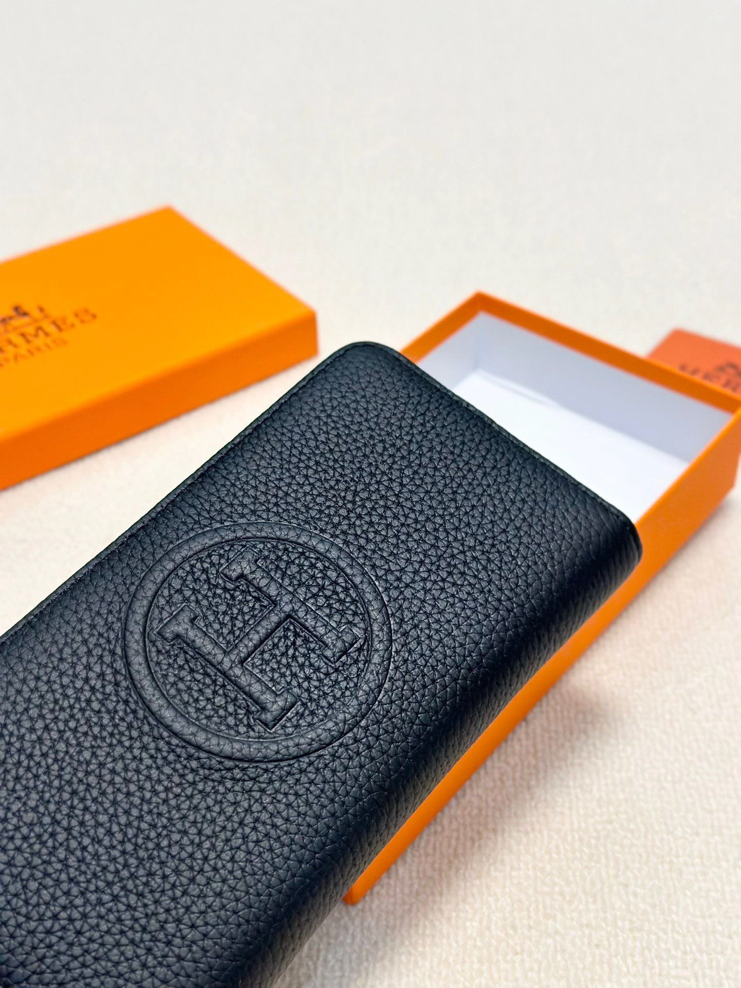 Hermes Wallets Purse OdorResistant 92907