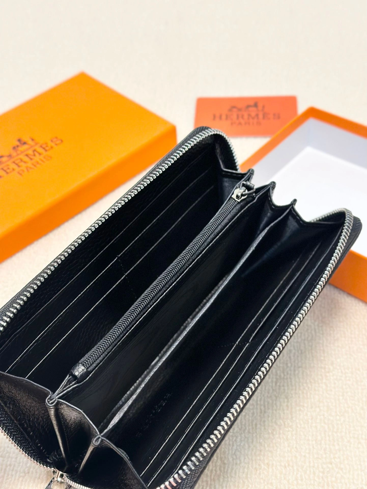 Hermes Wallets Purse OdorResistant 92907