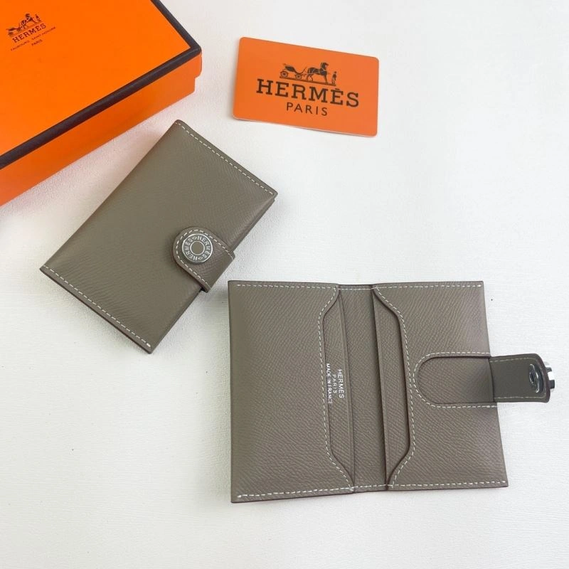 Versatile Hermes Wallets Purse 88804