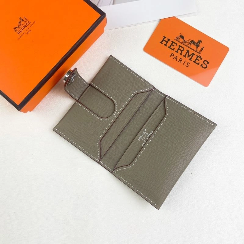 Versatile Hermes Wallets Purse 88804