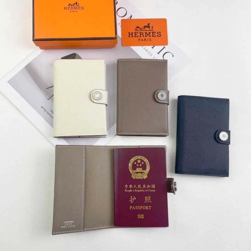 Versatile Hermes Wallets Purse 88790