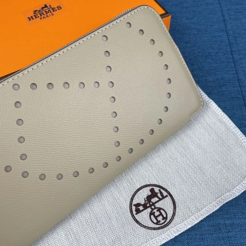 Hermes Wallets Purse FashionForward 89870