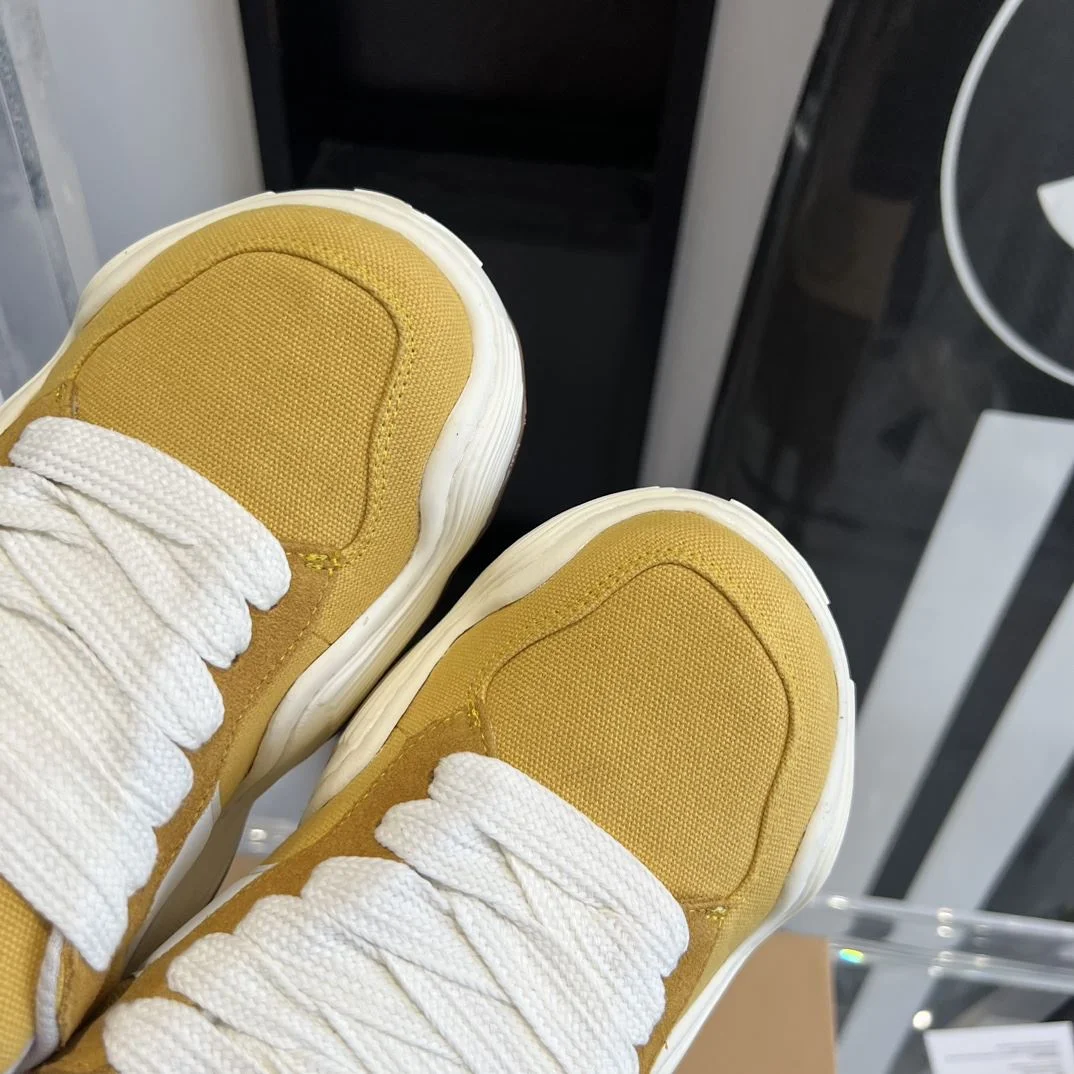 Contemporary Heyday Shoes 8008