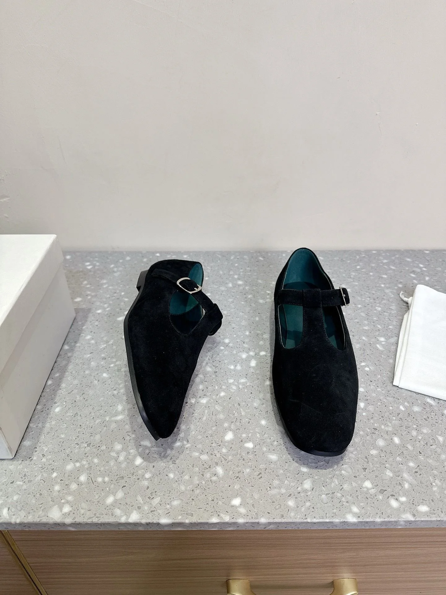 Hidemi Shoes Vibrant 8021