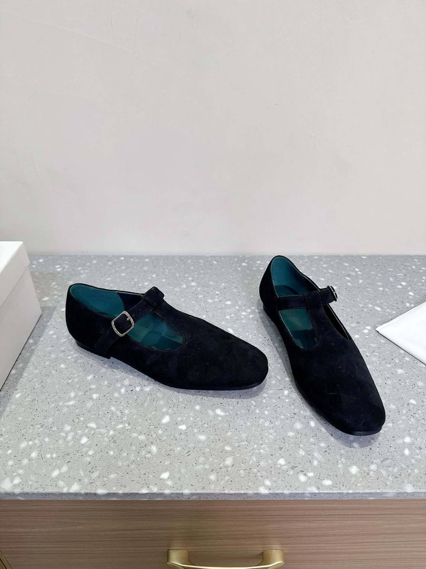Hidemi Shoes Vibrant 8021