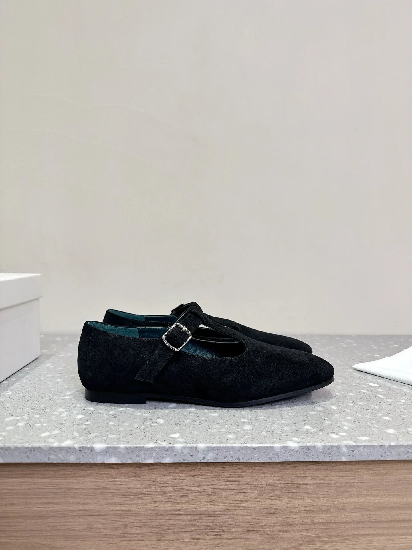 Hidemi Shoes Vibrant 8021