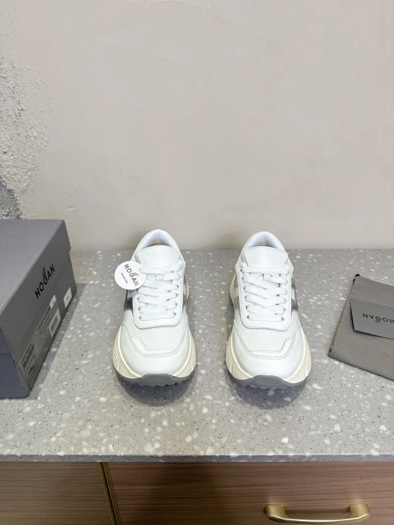 Versatile Hogan Shoes 12304