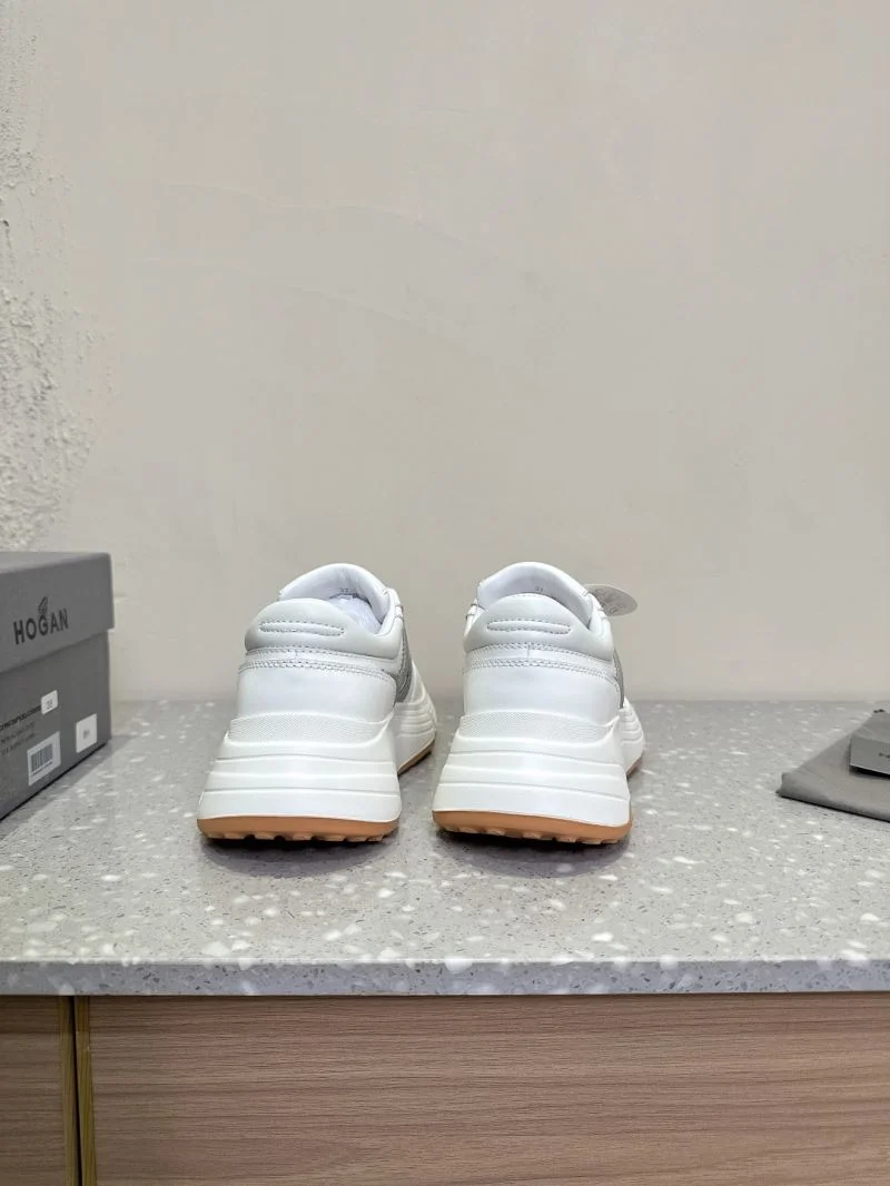 Refined Hogan Shoes 12303