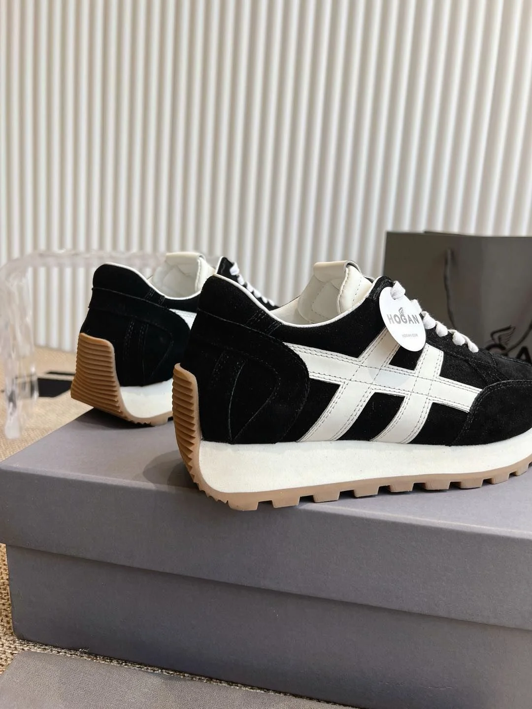 Minimalist Hogan Shoes 6468