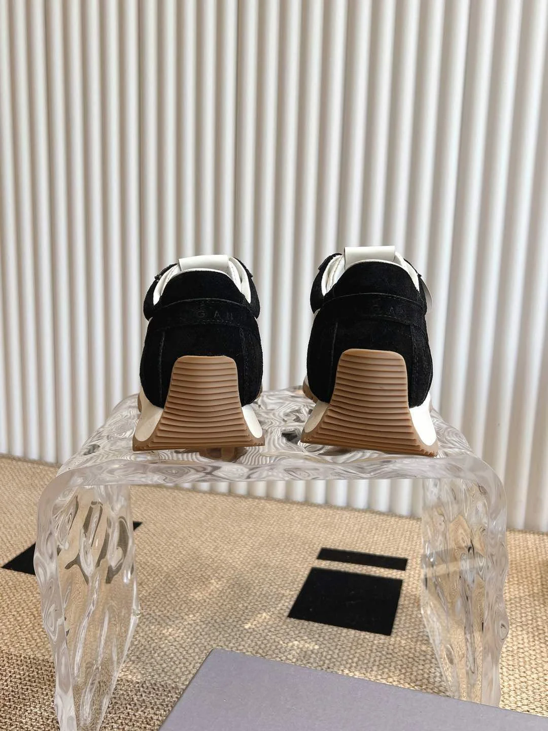 Minimalist Hogan Shoes 6468