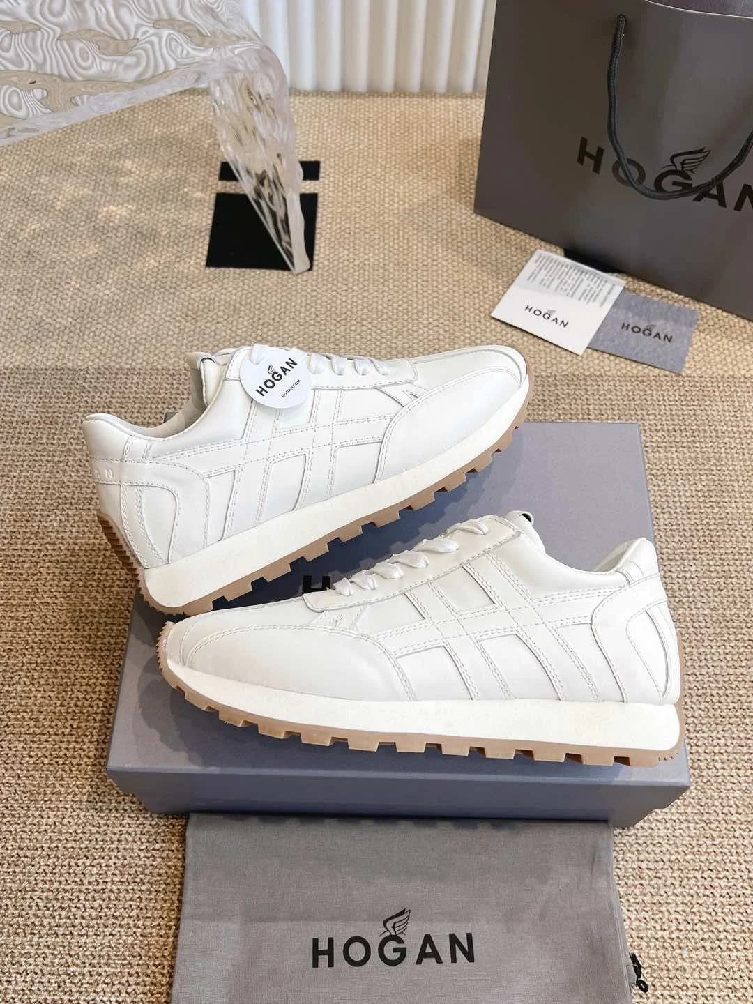 WrinkleFree Hogan Shoes 6435