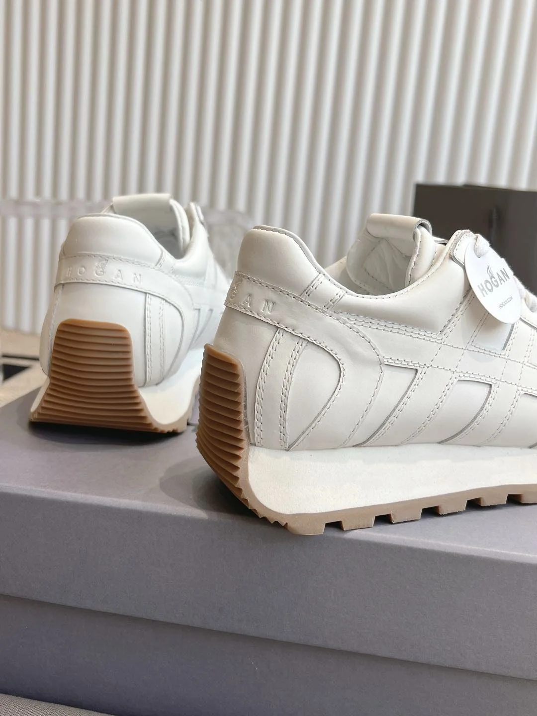 WrinkleFree Hogan Shoes 6435