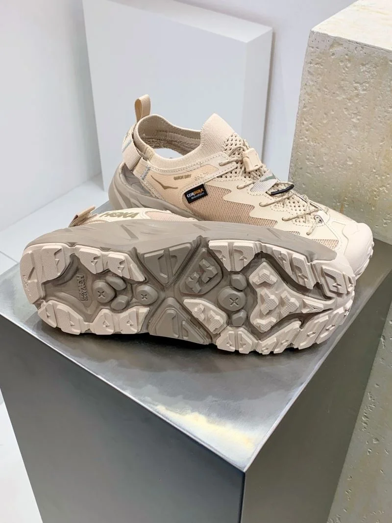 Modern Hoka Sandals 7996