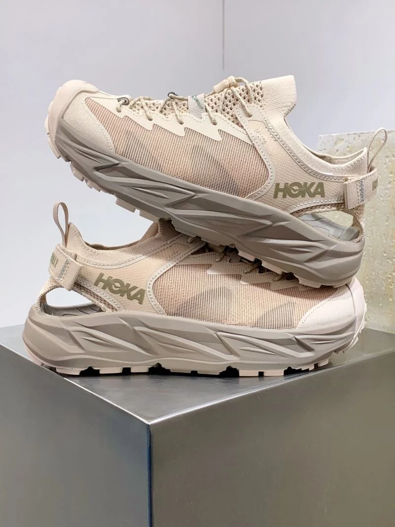 Modern Hoka Sandals 7996