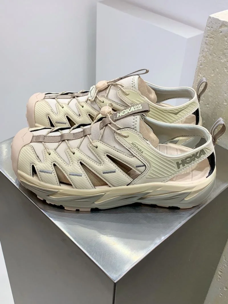 Compact Hoka Sandals 8056