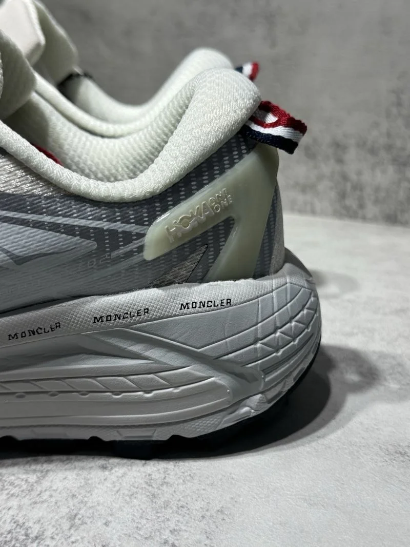Lightweight Hoka Shoes 4434