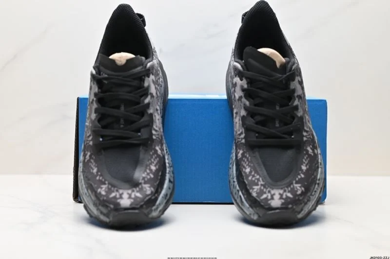 Colorful Hoka Shoes 3502
