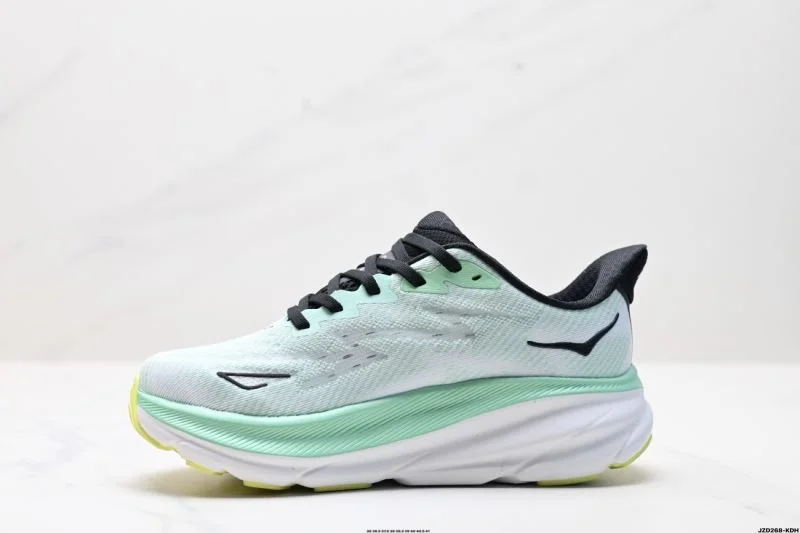 Lightweight Hoka Shoes 3489