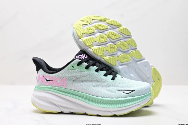 Lightweight Hoka Shoes 3489