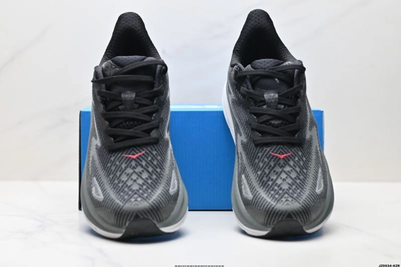 Lightweight Hoka Shoes 2405