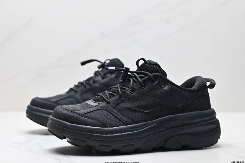 Neat Hoka Shoes 2393